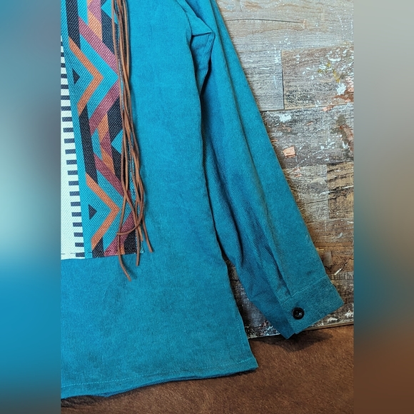 NWT Original Design Aztec Turquoise Cordoroy Shacket With Conchos - Picture 4 of 16
